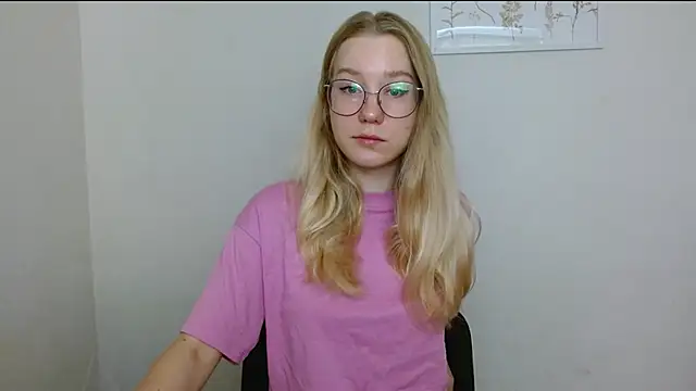 cindi hot online show from 09.16.25