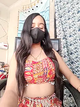 Snapshot of Parinaaz18 chatting on 02.10.26 Parinaaz18 online show from 02.10.26