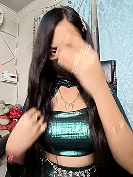 Snapshot of Parinaaz18 chatting on 02.16.26 Parinaaz18 online show from 02.16.26