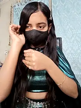 Snapshot of Parinaaz18 chatting on 02.21.26 Parinaaz18 online show from 02.21.26