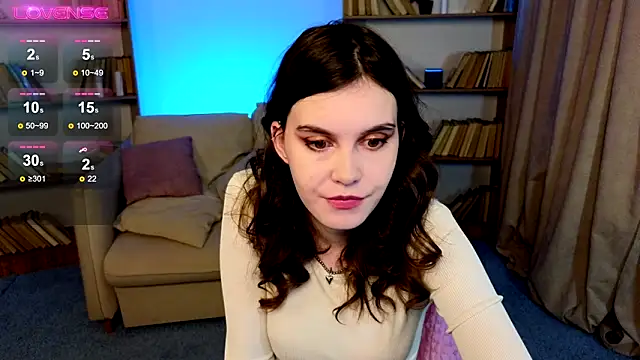 Snapshot of SusieMorris chatting on 02.18.25 SusieMorris online show from 02.18.25