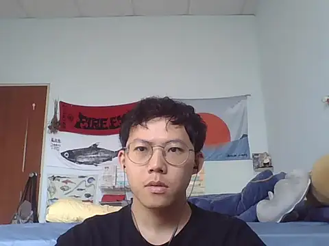 Snapshot of ZHIIz chatting on 02.20.26 ZHIIz online show from 02.20.26