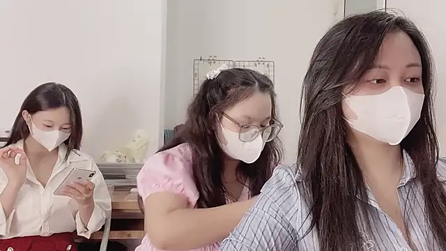 Bamboo Swetie online show from 10.22.25