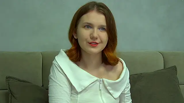 LessySmith online show from 04.18.26