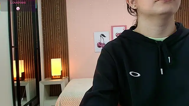 alina martinelli online show from 04.08.26