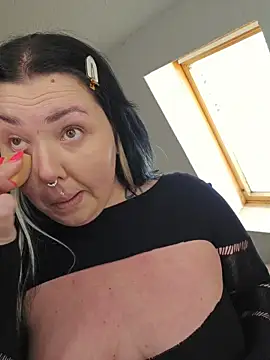 -BonnieBlack- online show from 03.18.26