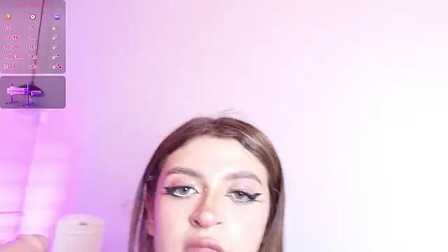 Snapshot of alice-millerr chatting on 02.06.25 alice-millerr online show from 02.06.25