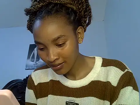 Snapshot of cute-alexis chatting on 04.20.26 cute-alexis online show from 04.20.26