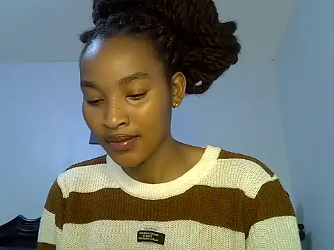 Snapshot of cute-alexis chatting on 05.24.26 cute-alexis online show from 05.24.26