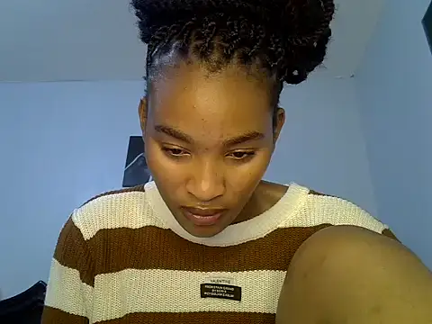 Snapshot of cute-alexis chatting on 06.10.26 cute-alexis online show from 06.10.26