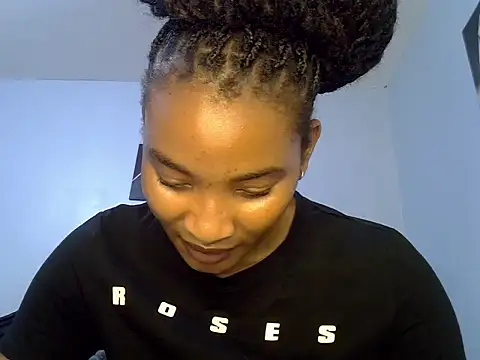 Snapshot of cute-alexis chatting on 06.18.26 cute-alexis online show from 06.18.26