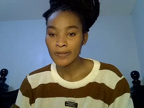 Snapshot of cute-alexis chatting on 06.19.26 cute-alexis online show from 06.19.26