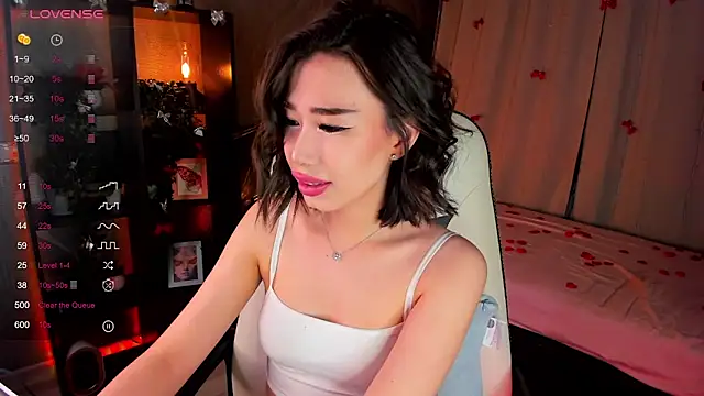 Snapshot of sensualily chatting on 02.28.26 sensualily online show from 02.28.26