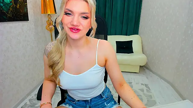 SelenaeMoore online show from 02.09.25