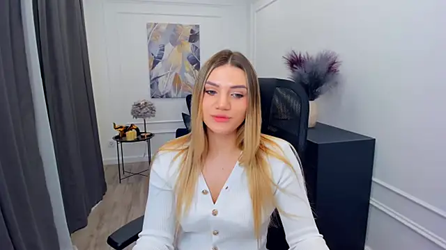 SelenaeMoore online show from 02.26.26