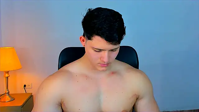 Snapshot of Hazzan_Velez chatting on 03.13.25 Hazzan Velez online show from 03.13.25