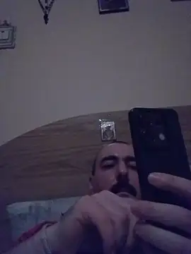 Maryo0001 online show from 11.15.25