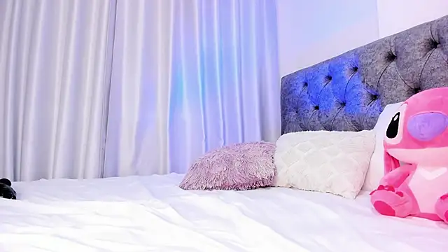 abbyfoxx  online show from 03.19.25