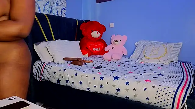 Snapshot of Cherriikenzie chatting on 03.13.26 Cherriikenzie online show from 03.13.26