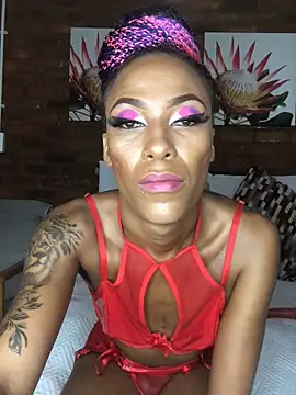 Snapshot of Kylie_Hairy_Bbc chatting on 02.15.25 Kylie Hairy Bbc online show from 02.15.25