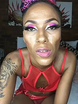 Snapshot of Kylie_Hairy_Bbc chatting on 02.15.25 Kylie Hairy Bbc online show from 02.15.25