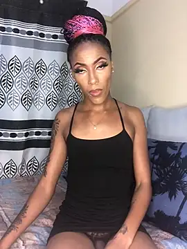 Snapshot of Kylie_Hairy_Bbc chatting on 02.19.25 Kylie Hairy Bbc online show from 02.19.25