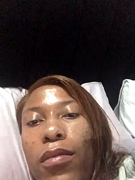 Snapshot of Kylie_Hairy_Bbc chatting on 09.20.25 Kylie Hairy Bbc online show from 09.20.25