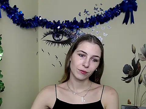 Snapshot of StrangerGi chatting on 12.25.24 StrangerGi online show from 12.25.24