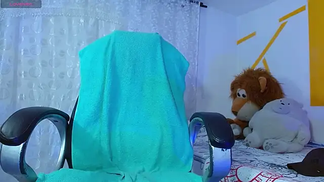 Matthew Boy  online show from 01.14.25