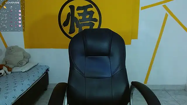 Matthew Boy  online show from 02.13.25