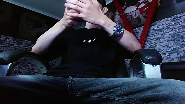 Matthew Boy  online show from 03.07.25