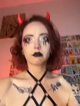 Snapshot of Alex_Fck chatting on 10.29.25 Alex Fck online show from 10.29.25