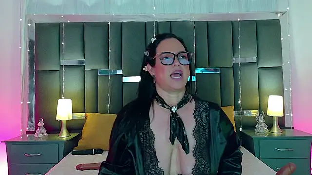 Snapshot of talivega chatting on 02.17.26 talivega online show from 02.17.26