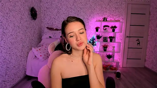 luna cross online show from 01.14.25