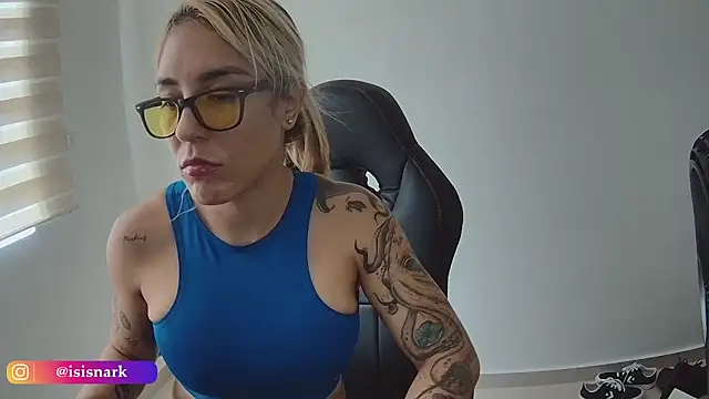 Snapshot of Isis69_ chatting on 02.17.26 Isis69 online show from 02.17.26