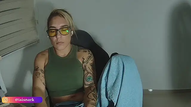 Snapshot of Isis69_ chatting on 02.28.26 Isis69 online show from 02.28.26