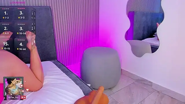 pau live online show from 09.12.25