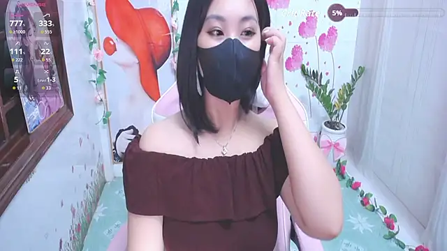 Snapshot of Kae_Jp chatting on 09.25.25 Kae Jp online show from 09.25.25