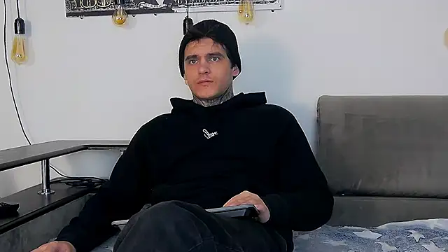 CarterCole online show from 12.20.25