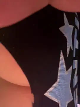 izanmiller2001 online show from 03.30.26