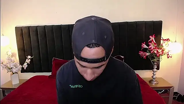 soft attraction online show from 11.14.25