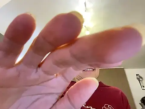 Marilou1983 online show from 02.08.26