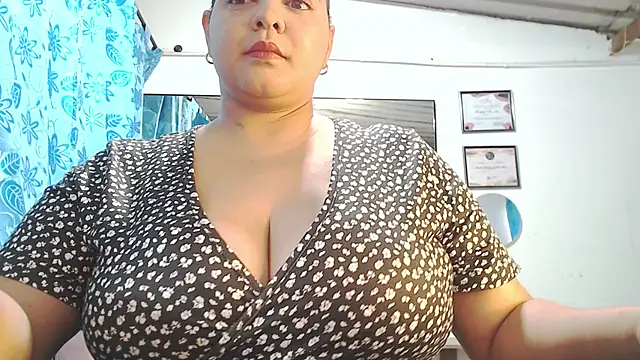 mia donatto369 online show from 09.22.25