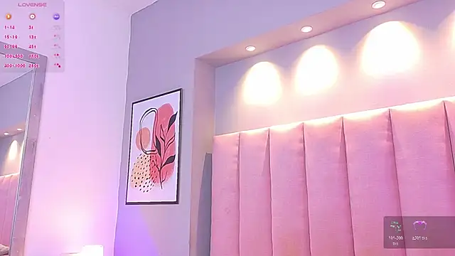 KeilyRoss online show from 10.25.25