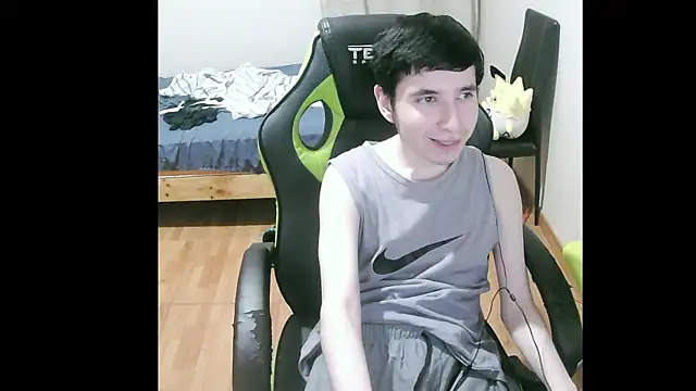 Twink martinboy online show from 01.11.25