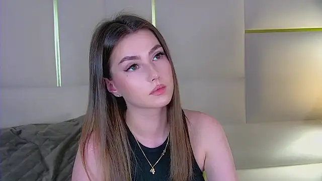 AliceMoreno online show from 11.27.25