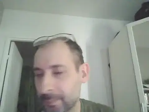 Snapshot of JohnFlask02 chatting on 03.06.25 JohnFlask02 online show from 03.06.25