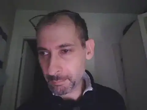 Snapshot of JohnFlask02 chatting on 10.22.25 JohnFlask02 online show from 10.22.25
