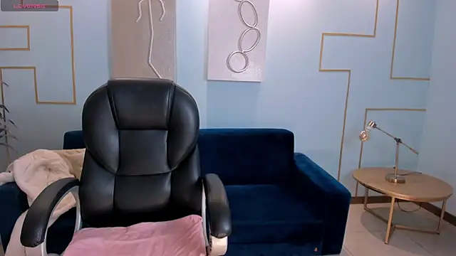 Snapshot of VeronicaCruz_ chatting on 03.16.25 VeronicaCruz  online show from 03.16.25