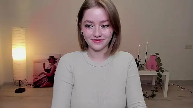 AidaPerry online show from 01.13.25